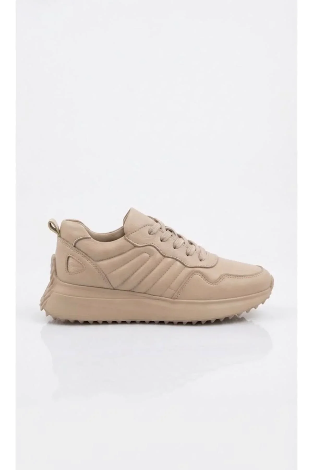 LUVE Kadın Hakiki Deri Sneaker - 3 cm Poliüretan Tabanlı Günlük Spor Ayakkabı — Bej